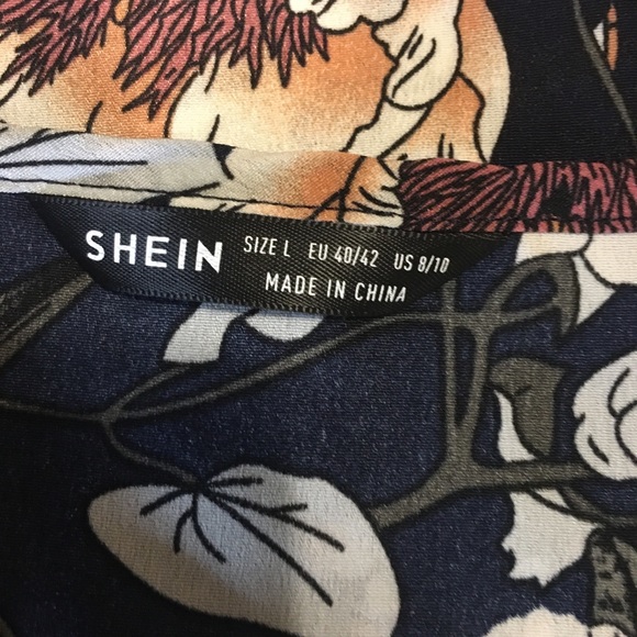 Shein Top Floral Navy Blue Size Large - Picture 4 of 6